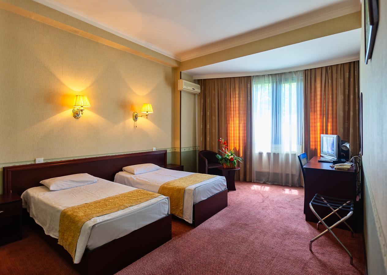 Diplomat Hotel Baku Kültér fotó