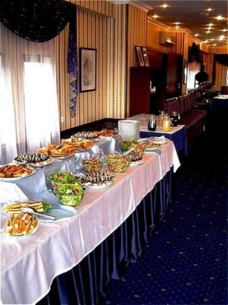 Diplomat Hotel Baku Kültér fotó